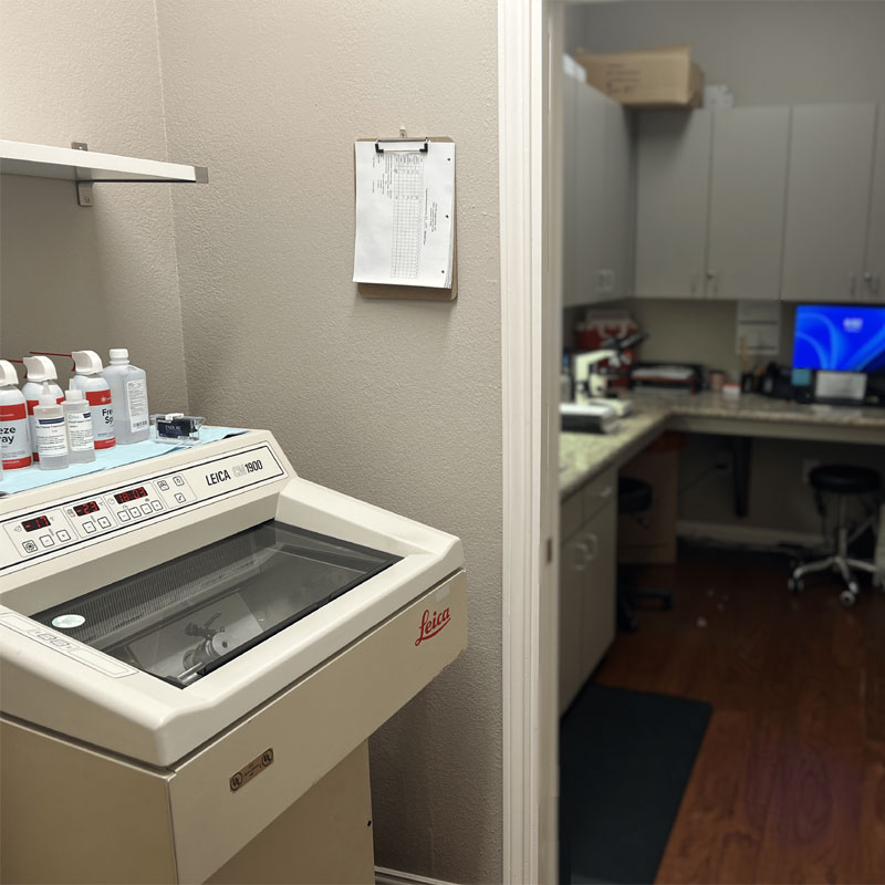 Photo of Mohs laboratory at the DFW Skin Surgery Center Southlake location